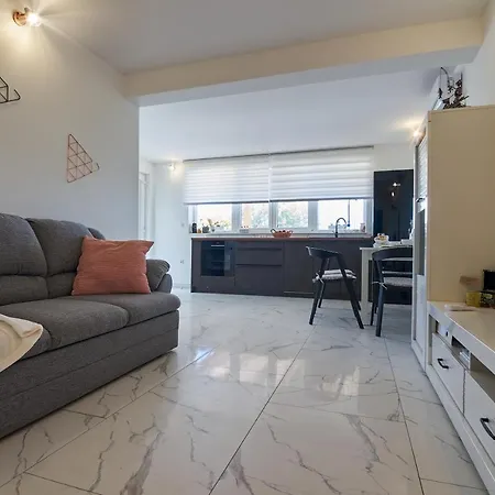 Apartment Infinity